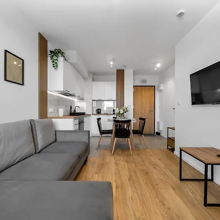 7th Floor Wlochy - Balcony, Workspace - By Rentujemy * Warsaw