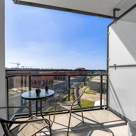 Apartment 7th Floor Wlochy - Balcony, Workspace - By Rentujemy *