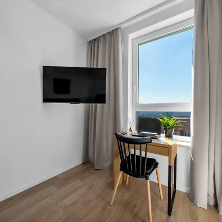 Apartment 7th Floor Wlochy - Balcony, Workspace - By Rentujemy