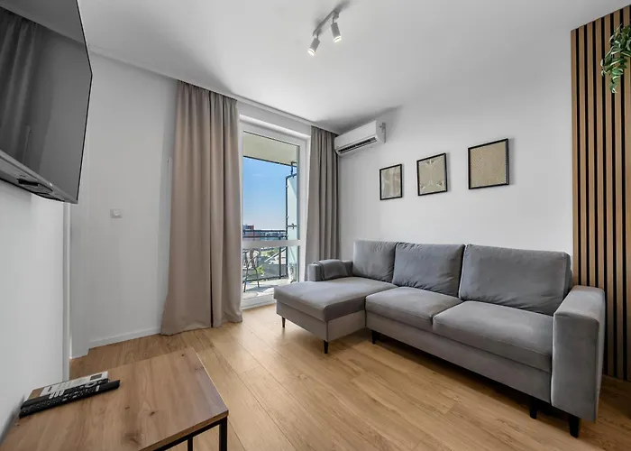 7th Floor Wlochy - Balcony, Workspace - By Rentujemy