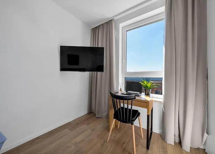 Lägenhet 7th Floor Wlochy - Balcony, Workspace - By Rentujemy